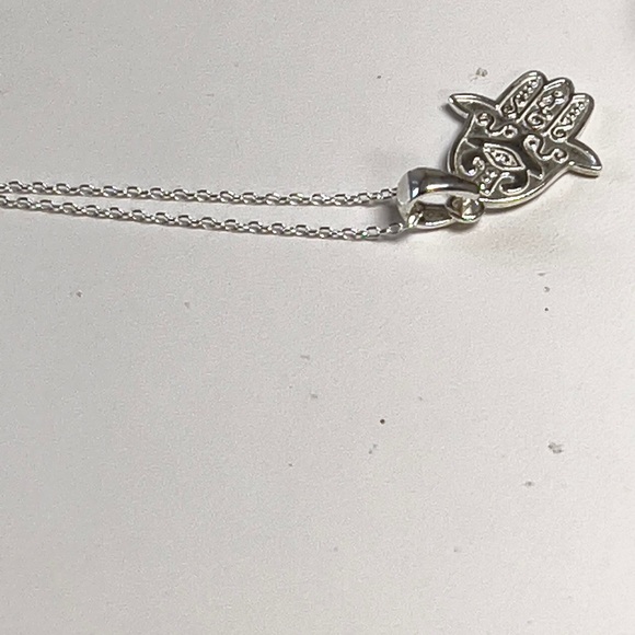 925 Sterling Silver. Hamsa. Necklace - Picture 6 of 7